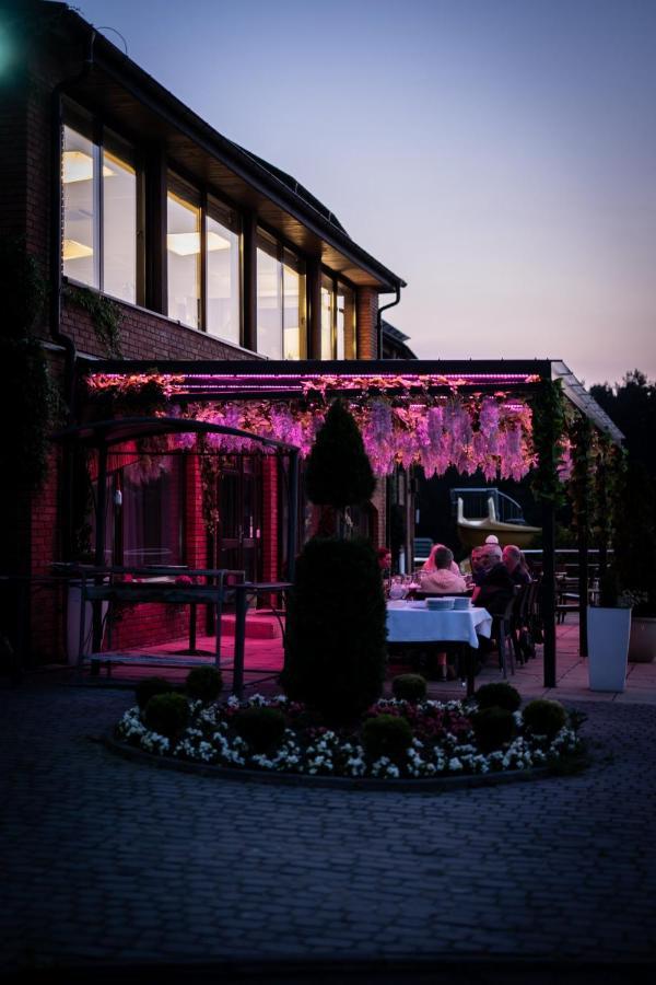 Hotel Duo Spa Янів-Любельський Екстер'єр фото