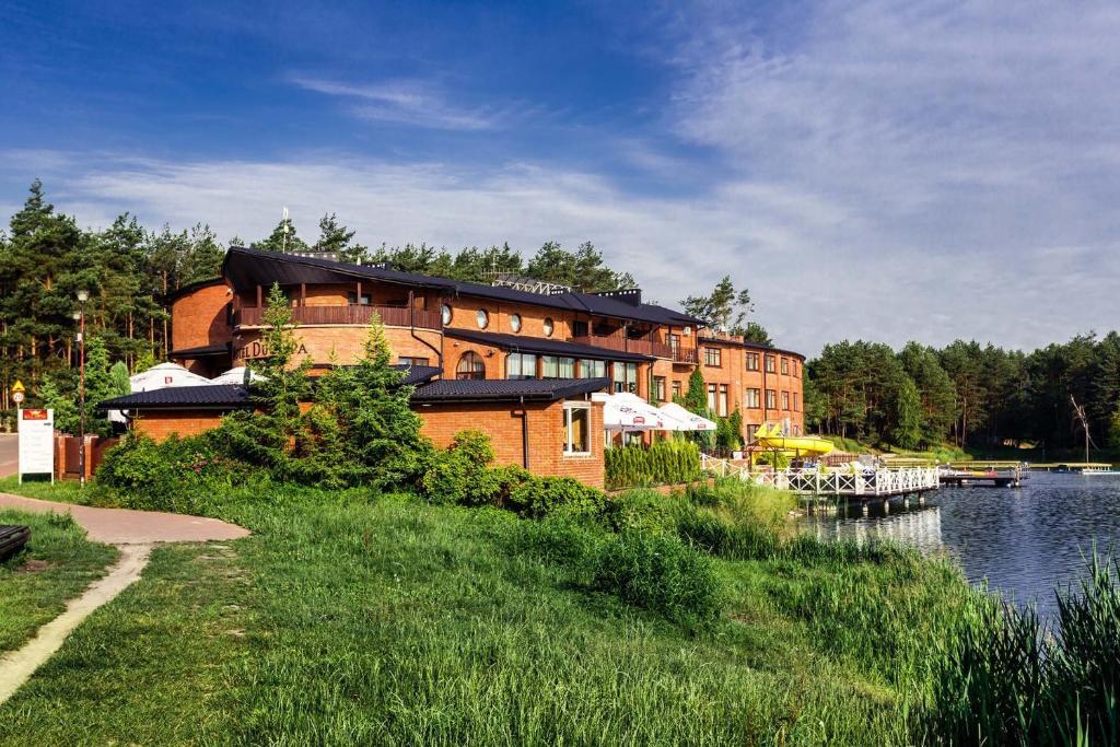Hotel Duo Spa Янів-Любельський Екстер'єр фото